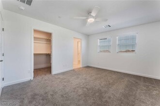 Building Photo - 871 Watford Pl