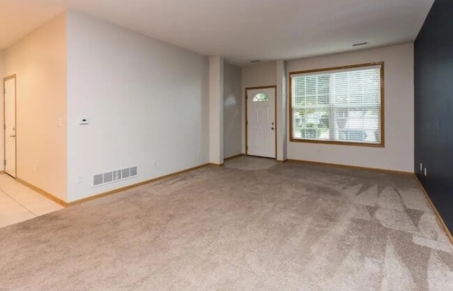 Building Photo - 277 S 79th St