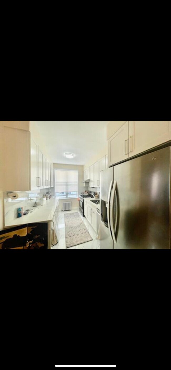 Building Photo - 1664 64th St