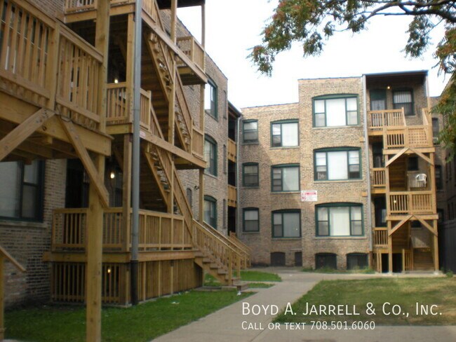 Foto del edificio - 5659 S Indiana Ave