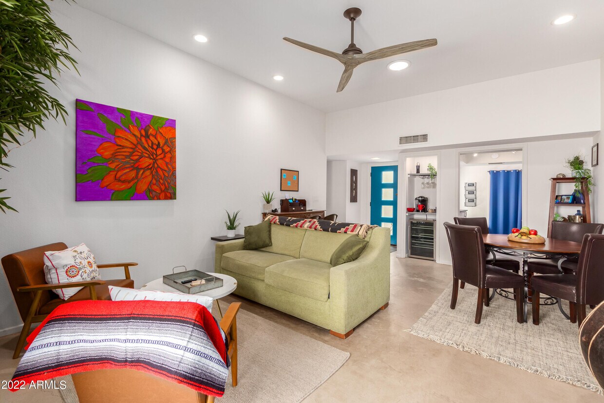 824 N Fern Dr, Phoenix, AZ 85014 Townhome Rentals in Phoenix AZ