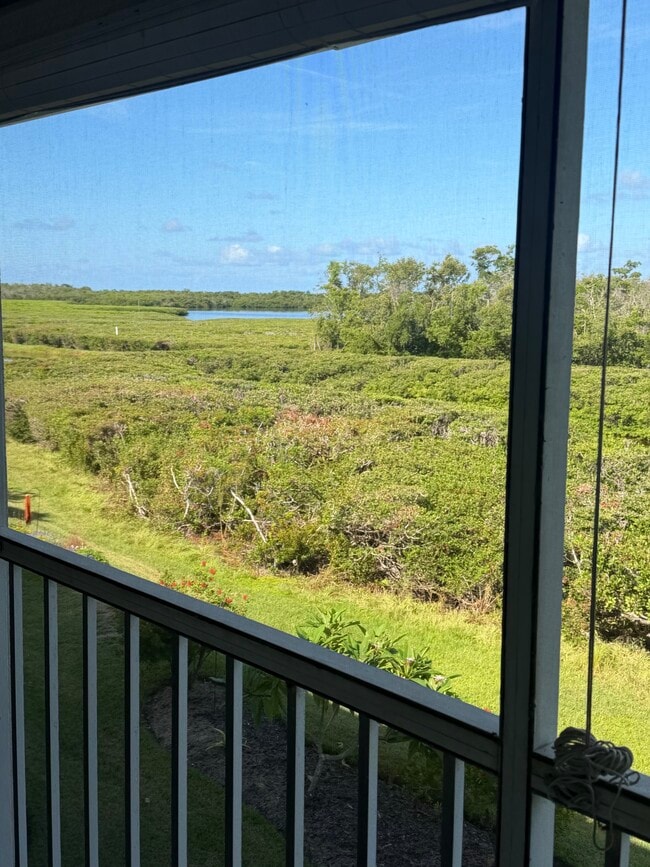 Building Photo - 708 Estuary Dr