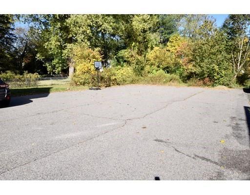 Building Photo - 3 bedroom in Middleboro MA 02346