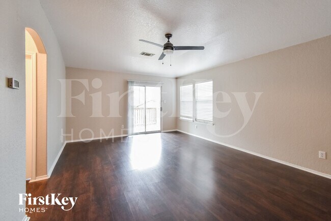 Foto del edificio - 9407 Raton Falls