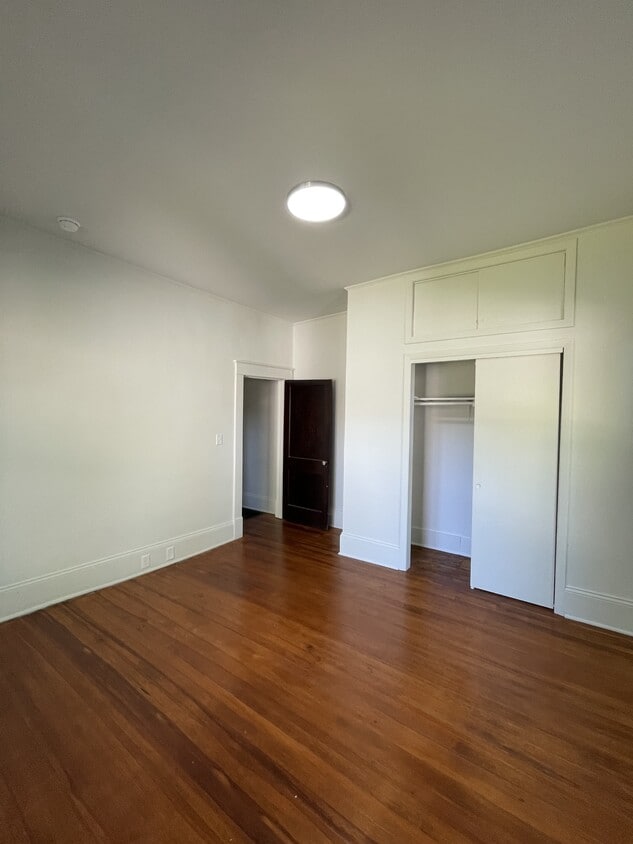 Foto del edificio - 5818 Savoy Ln