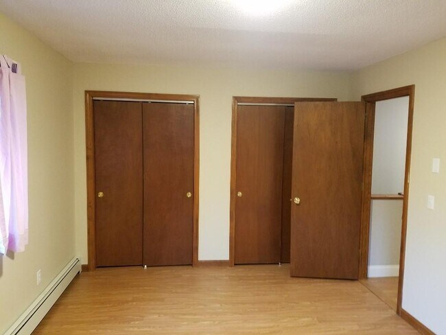 Building Photo - 12 Beacon St