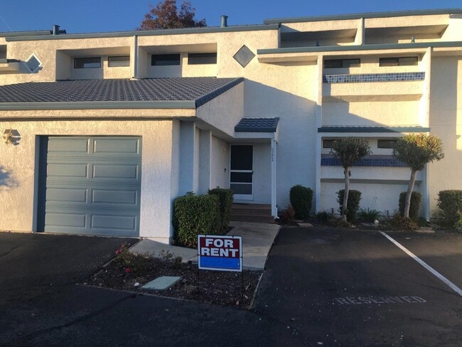 Foto del edificio - 5771 Cutter Loop