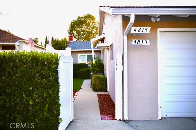 Building Photo - 4813 Topanga Canyon Blvd