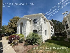 Building Photo - 5812 W Clearview Ln