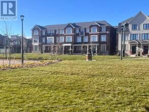 Building Photo - 3028 Merrick Rd