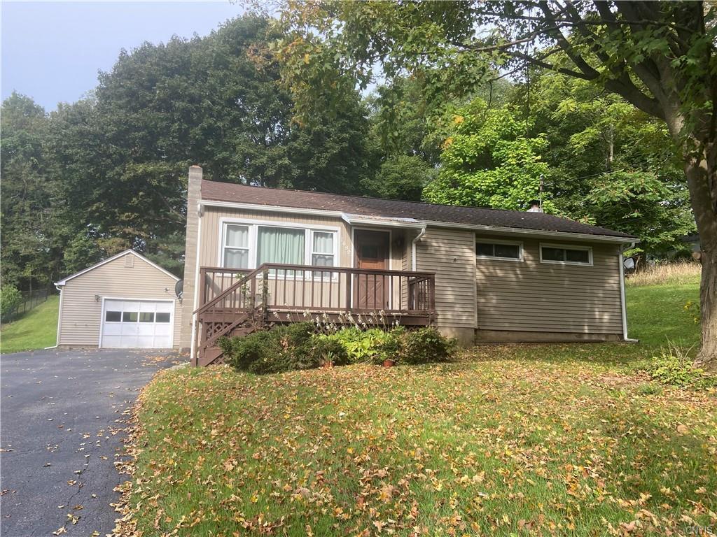 Primary Photo - 1689 Skyline Dr
