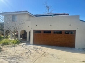 Building Photo - 1430 Scenic View Way