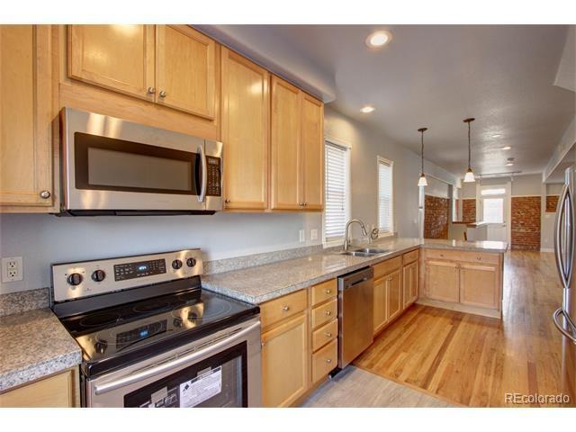 Building Photo - 3039 Welton St