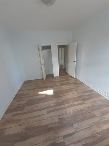 Foto del edificio - 60-64 Sip Ave