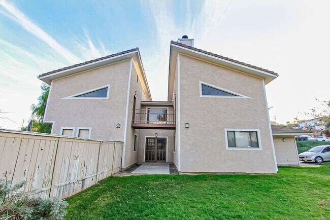 Building Photo - Modern 3 Bed Home for Rent in Riverside CA 92507 Garage Available