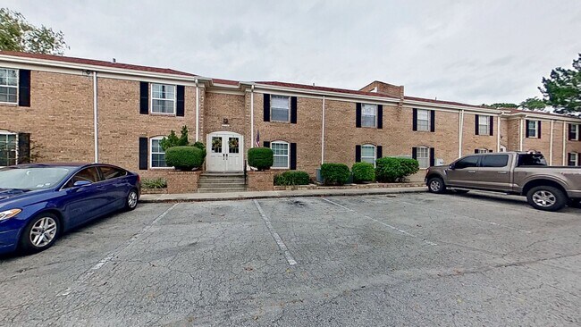 Foto del edificio - Spacious 3Bed/2Bath Condo in Colonial Point!