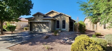 Building Photo - 3444 E Riopelle Ave