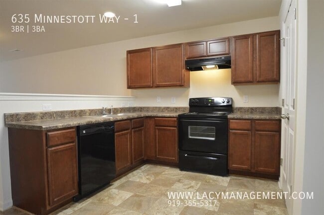 Photo - 635 Minnestott Way Townhome