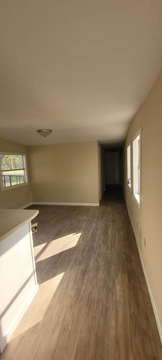 Foto del edificio - 808 E Chestnut Ave
