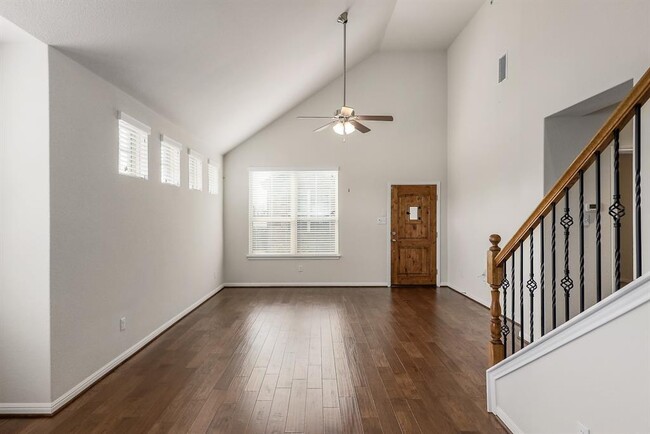 Building Photo - 7220 Wyoming Springs Dr