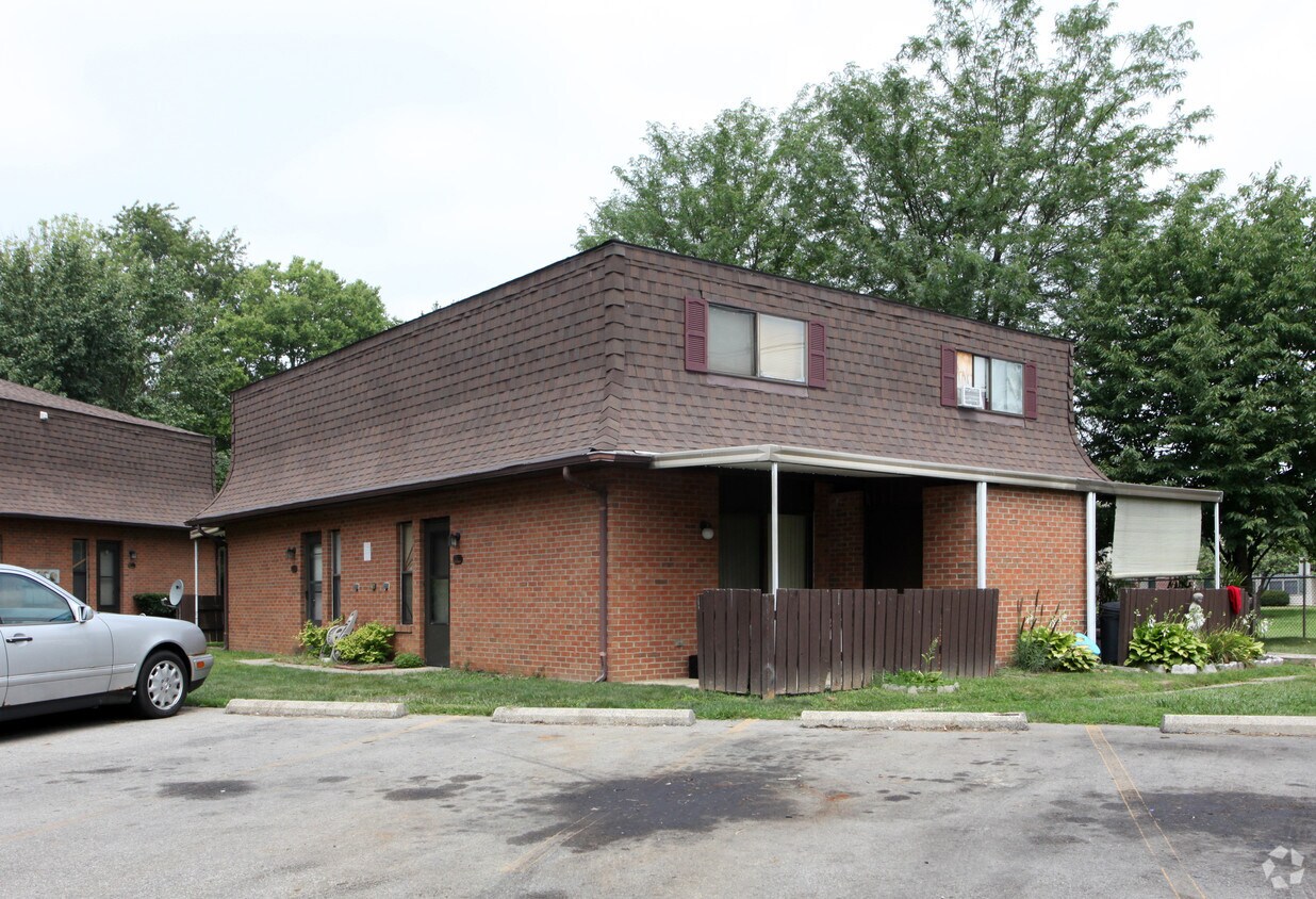 Primary Photo - Village On Courtright