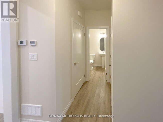 Building Photo - 96 Cortland Terrace