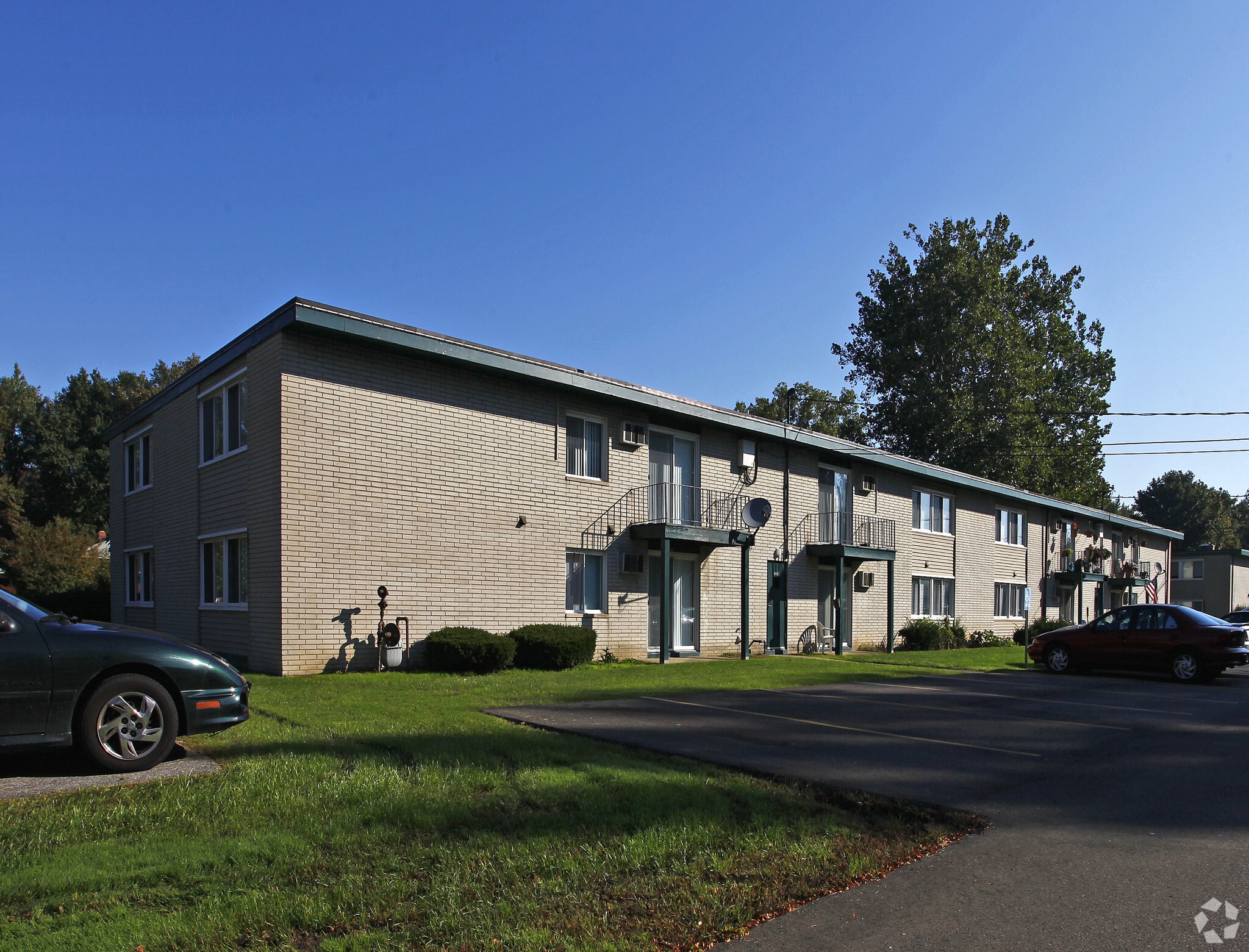 Winterberry Village Apartments – photo 4