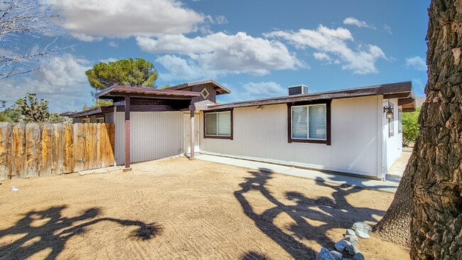 Building Photo - 7638 Elk Trail