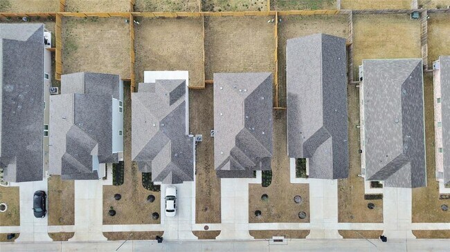 Foto del edificio - 9973 Tammy Ln