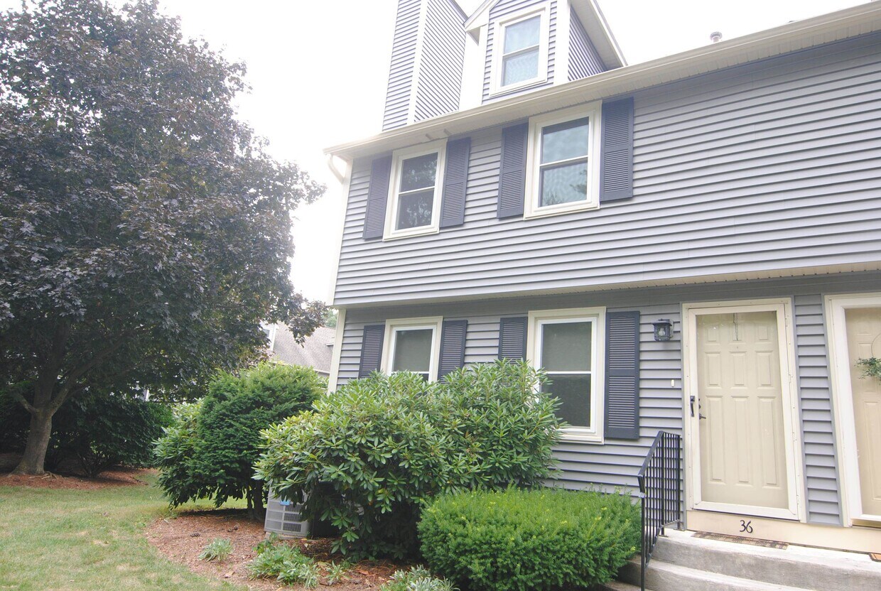 Primary Photo - 36 Highbridge Hill Rd