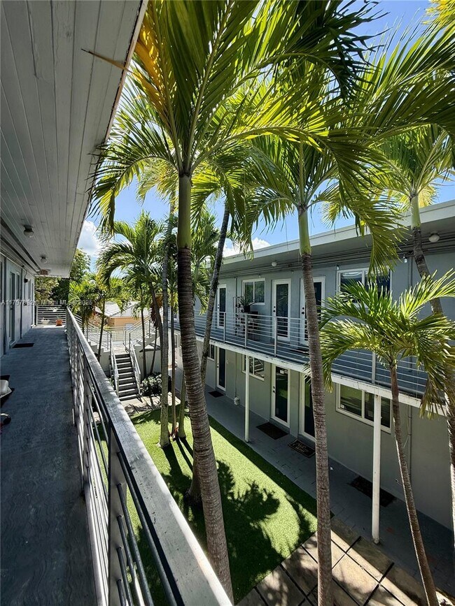 Foto del edificio - 5305 Biscayne Blvd