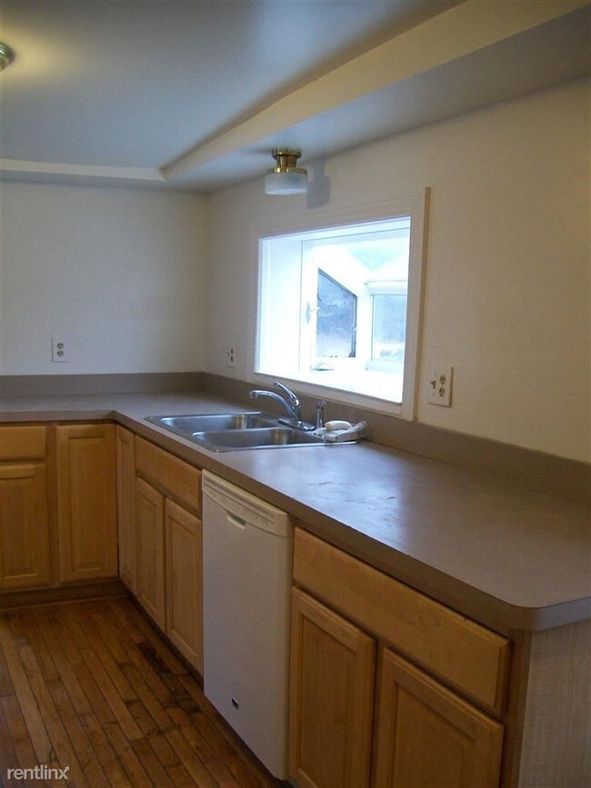 Foto del edificio - 2802 Ellsworth Rd