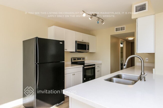 Foto del edificio - 5925 E Norwood St