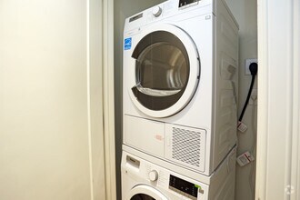 Garden Court Plaza photo'