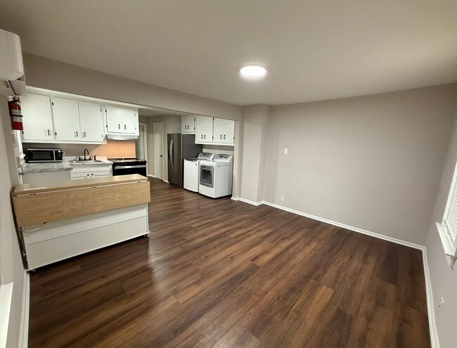 Foto del edificio - 20 Burgess Ave