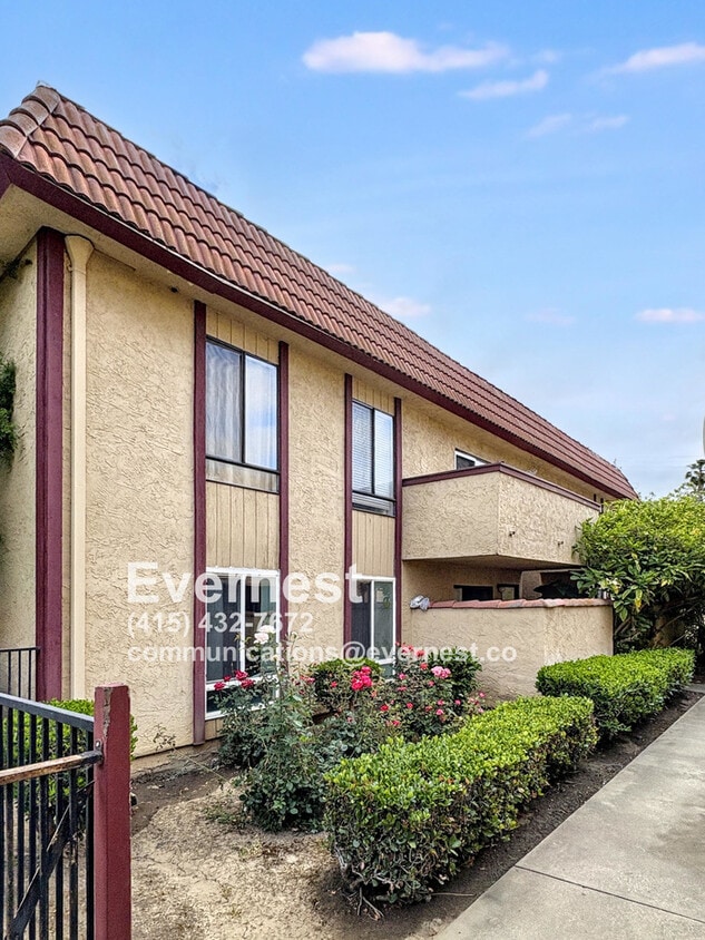 Foto principal - 5334 Monterey Rd