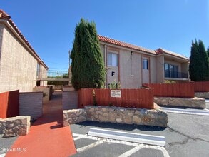 Building Photo - 252 Shadow Mountain Dr