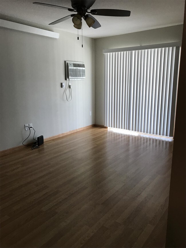 Foto del edificio - 314 23rd St NW