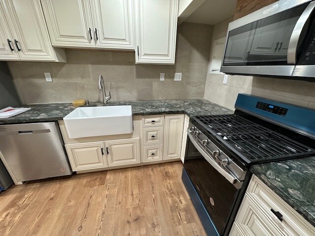 Building Photo - 53879 Rd 432
