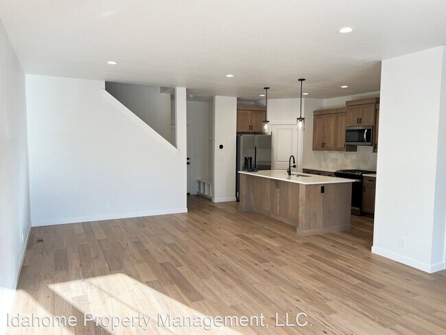Foto del edificio - 3 br, 2.5 bath House - 11046 W Hydrangea St