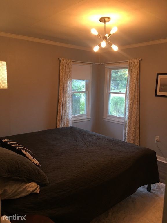 Foto principal - 8035 N Poplar Dr