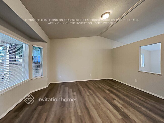 Foto del edificio - 15804 86th Ave Ct E