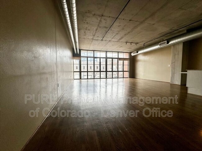 Building Photo - 1499 Blake St