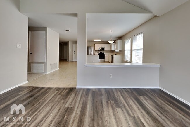 Building Photo - 8916 Chisholm Trail