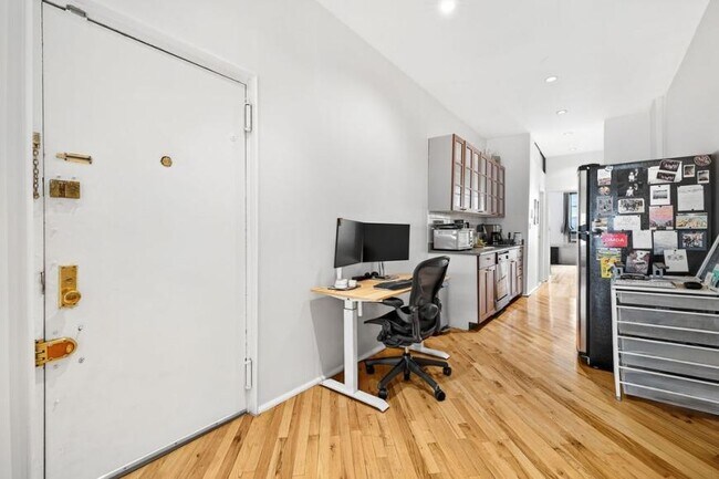 Foto del edificio - 1 bedroom in New York NY 10011