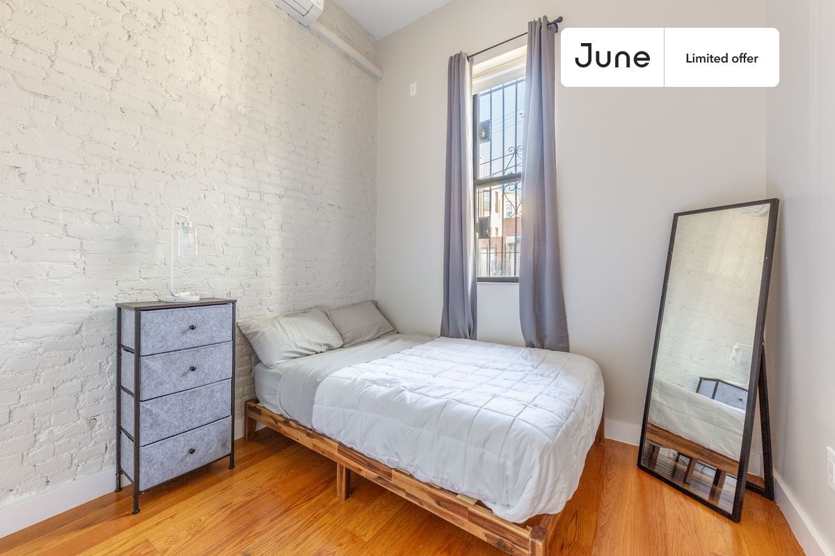 Private bedroom in 4 bed/2 bath Home Condo for Rent in New York City