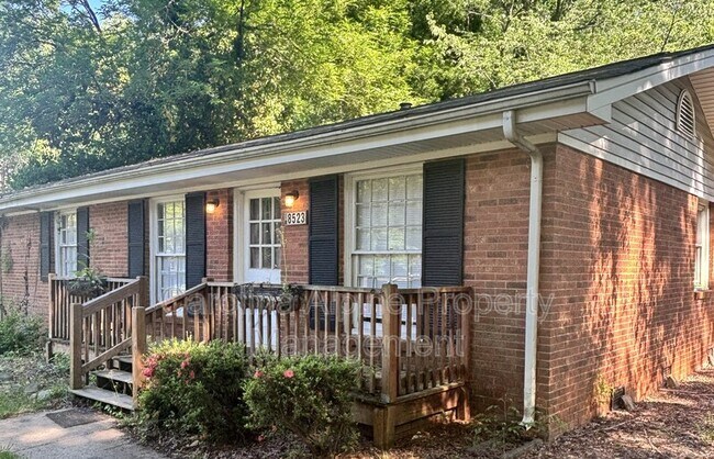 Foto del edificio - 8523 Stonehurst Dr
