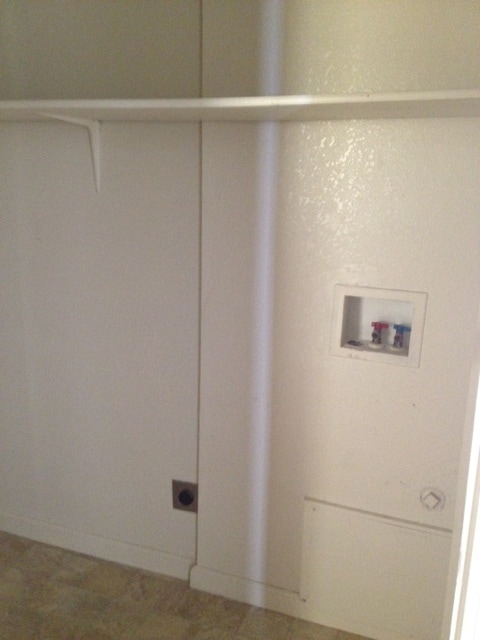Building Photo - NEW REMODELED