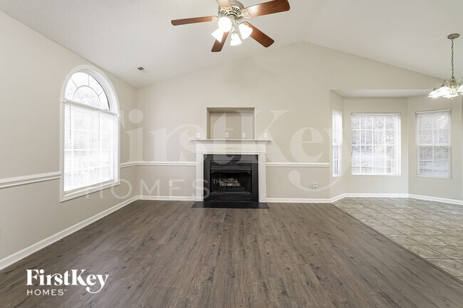 Foto del edificio - 940 Londonderry Dr