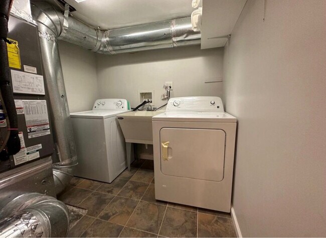 Foto del edificio - 32 Hazel St